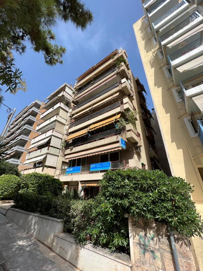 Peaceful Apartment By Flisvos Marina By Athenian Homes Exterior photo